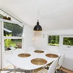 6 Person In Fjerritslev-by Traum